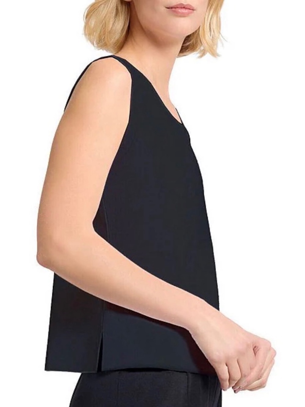 Exclusively Misook Minimalist Sleeveless Shell Tank Black Knit Scoop Neck Med